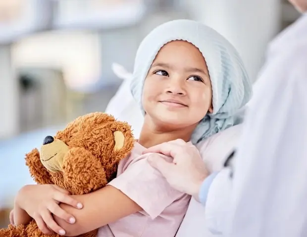 Un nou protocol salvează inima copiilor: transplantările pediatrice primesc o șansă de viață