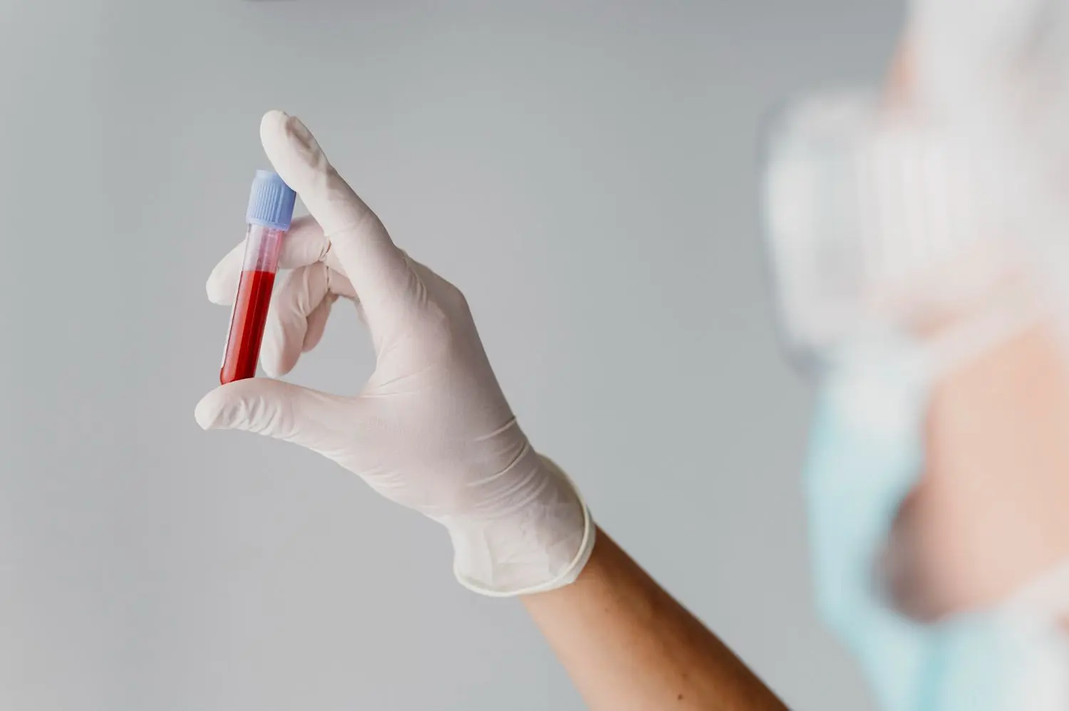 Peste 300 de milioane de analize au revelat schimbări profunde în corpul femeilor în jurul menopauzei