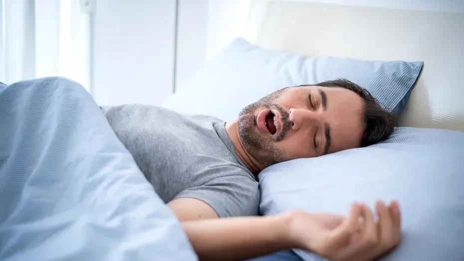 Semnele din timpul nopții care ascund riscuri majore pentru inimă